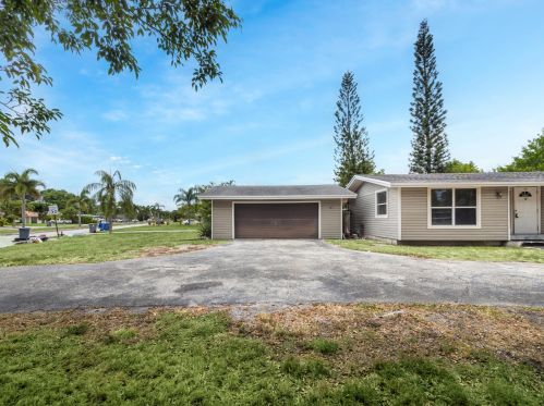 5037 Lake Blvd, Delray Beach, FL 33484-4265