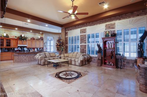 2580 Pinnacle Dr, Chandler, AZ 85286-5673