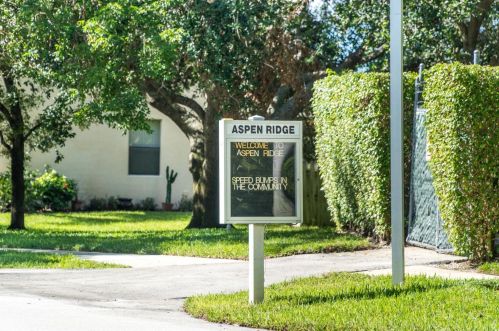 5657 Aspen Ridge Cir, Delray Beach FL  33484-2585 exterior