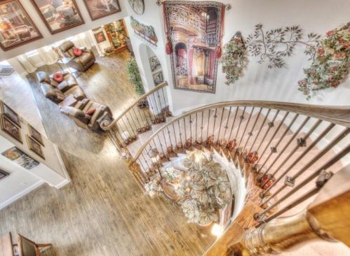 8117 Haltered Horse Ln, Frisco TX  75034-4847 exterior