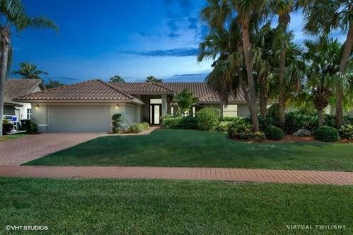 12676 Headwater Cir, West Palm Beach, FL 33414-4908