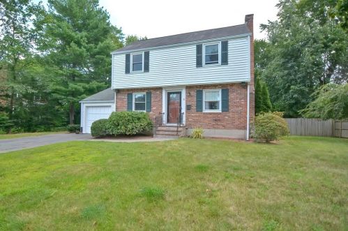 6 Greenwood Rd, Natick, MA 01760-3346