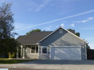 701 Canyon St, Richland, WA 99352-9408