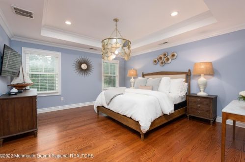 18 2 St, Locust NJ 07760-1343 exterior