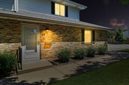 8630 30th Ave, Kenosha WI  53142-5117 exterior