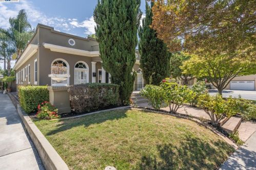 1394 Hanchett Ave, San Jose, CA 95126-2605