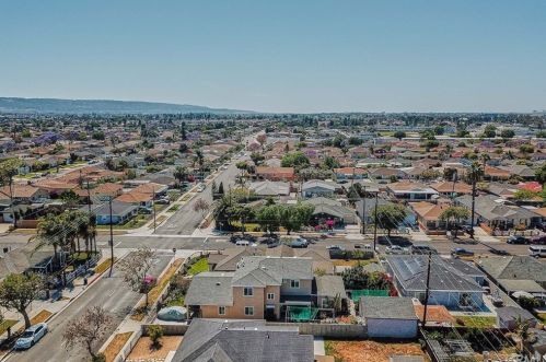 407 228th St, Long Beach, CA 90745-4904