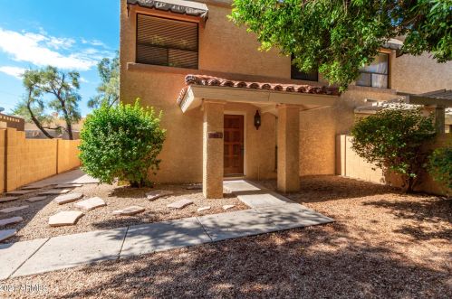 10424 11th Pl, Phoenix, AZ 85020-8553