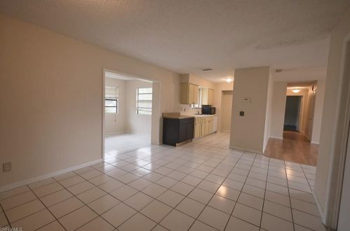 331 46th Ln, Cape Coral, FL 33904-7501