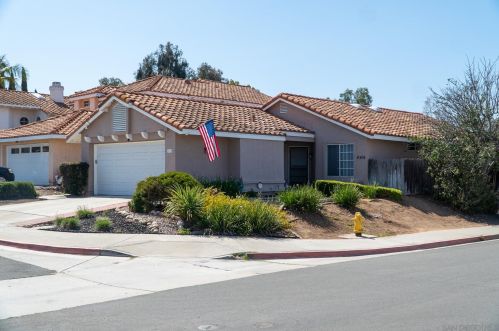 8405 Florissant Ct, San Diego, CA 92129-4408