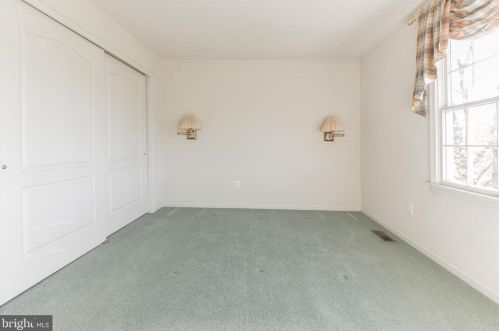 316 Centennial Dr, Blue Bell PA  19422-3219 exterior