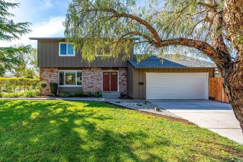 5124 Oak Park Way, Santa Rosa, CA 95409-3740
