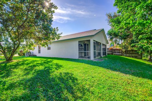 1372 Waterway Cove Dr, West Palm Beach, FL 33414-5724