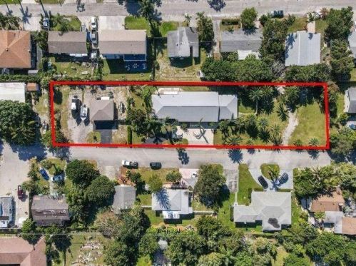 1858 Ridge Rd, West Palm Beach, FL 33408-2854