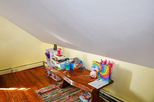 11 Osborn St, Providence RI 02908-3613 exterior