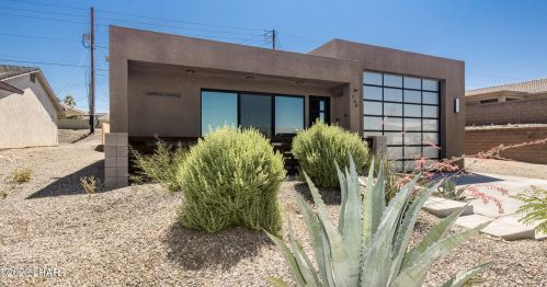 700 Empress Dr, Lake Havasu City AZ  86403-3305 exterior