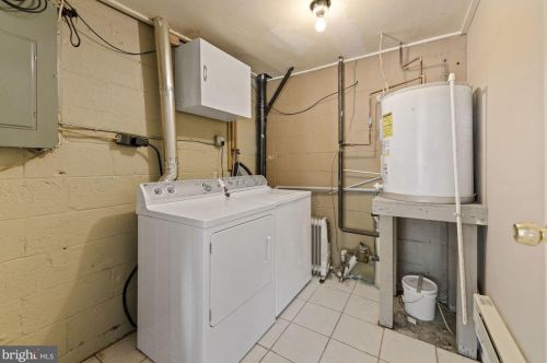 920 Bergen St, Gloucester NJ  08030-1505 exterior