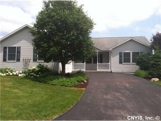 5392 British Open Ln, Split Rock, NY 13031-4305