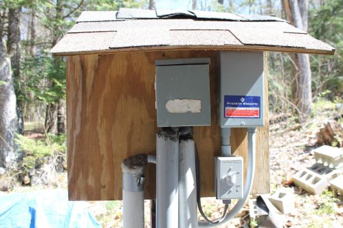 25 Warner Rd, Henniker NH  03242-3168 exterior