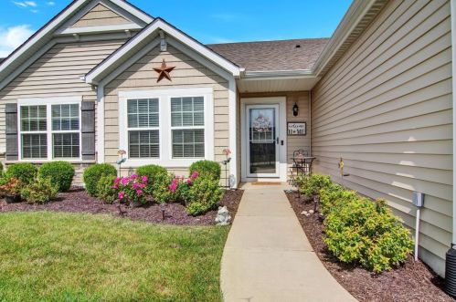 15520 102nd St, Dyer, IN 46311