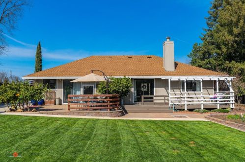2904 Canterbury Cir, Folsom, CA 95762-4258
