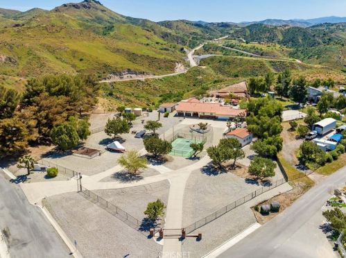 32010 Calle Vis, Santa Clarita, CA 91390-5040