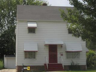 3878 177th St, Cleveland, OH 44128-1617