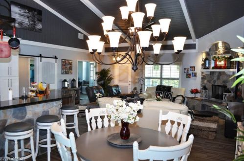 8563 Juneau Ct, Saint James City FL  33956-0032 exterior