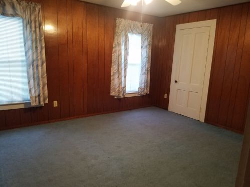 102 Glass St, Allenstown NH  03275-1524 exterior