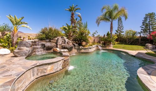 3824 Doheney Ct, Simi Valley CA  93063-0208 exterior