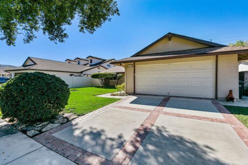 5521 Ruthwood Dr, Calabasas, CA 91302-1051
