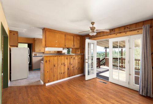 544 Douglas Ave, Grass Valley CA  95945-5044 exterior