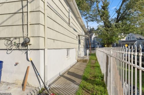 51 Normandy Pl, Irvington NJ  07111-3185 exterior