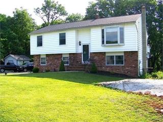 8 Carol Dr, Glenwood, NJ 07418-1503