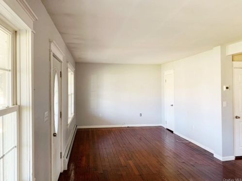 75 Sackett Lake Rd, Monticello NY  12701-4514 exterior