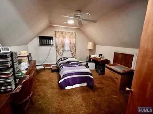 43 Chestnut St, Ridgefield Park NJ  07660-2245 exterior