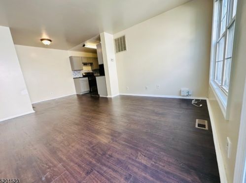 446 7th St, Newark NJ  07107-1733 exterior