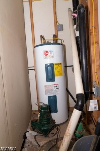 66 3 St, Paterson NJ 07522-1845 exterior