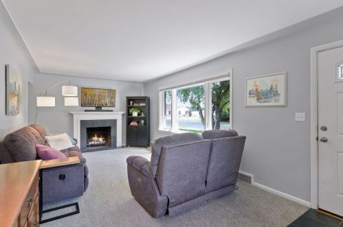 2813 Pahl Ave, Minneapolis, MN 55418-3253