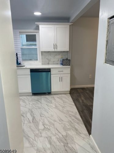 126 Steuben St, East Orange, NJ 07018-3929