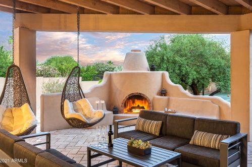 10461 Windrose Dr, Scottsdale AZ  85259-2423 exterior