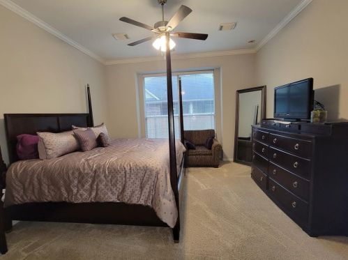 10206 Dover Fls Ct, Humble TX  77338-2844 exterior