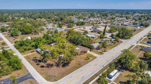 605 Leeland Heights Blvd, Lehigh Acres FL  33936-6721 exterior