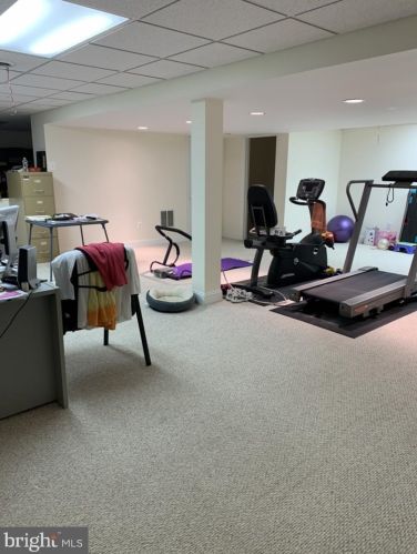 135 Sawgrass Dr, Blue Bell PA  19422-3209 exterior