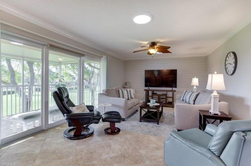 195 Harrison Rd, Naples, FL 34112-6085
