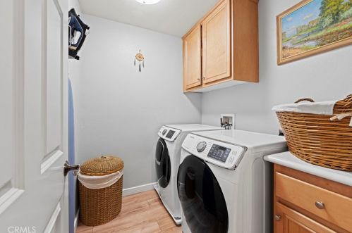 27122 Brown Oaks Way, Santa Clarita CA  91387-3894 exterior