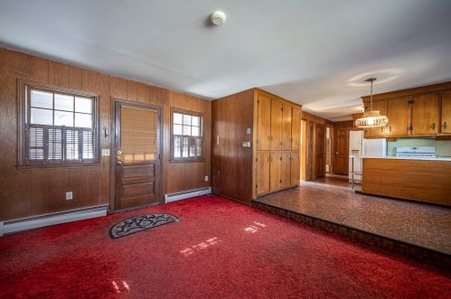 27 Cabot Dr, Nashua NH 03064-1630 exterior