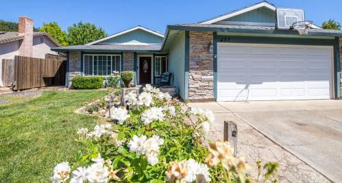 455 Abbey St, Winters, CA 95694-1835
