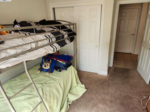 1549 Maple Valley St, Manteca CA 95336-5127 exterior