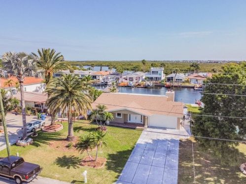 3955 Floramar Ter, New Port Richey, FL 34652-3156